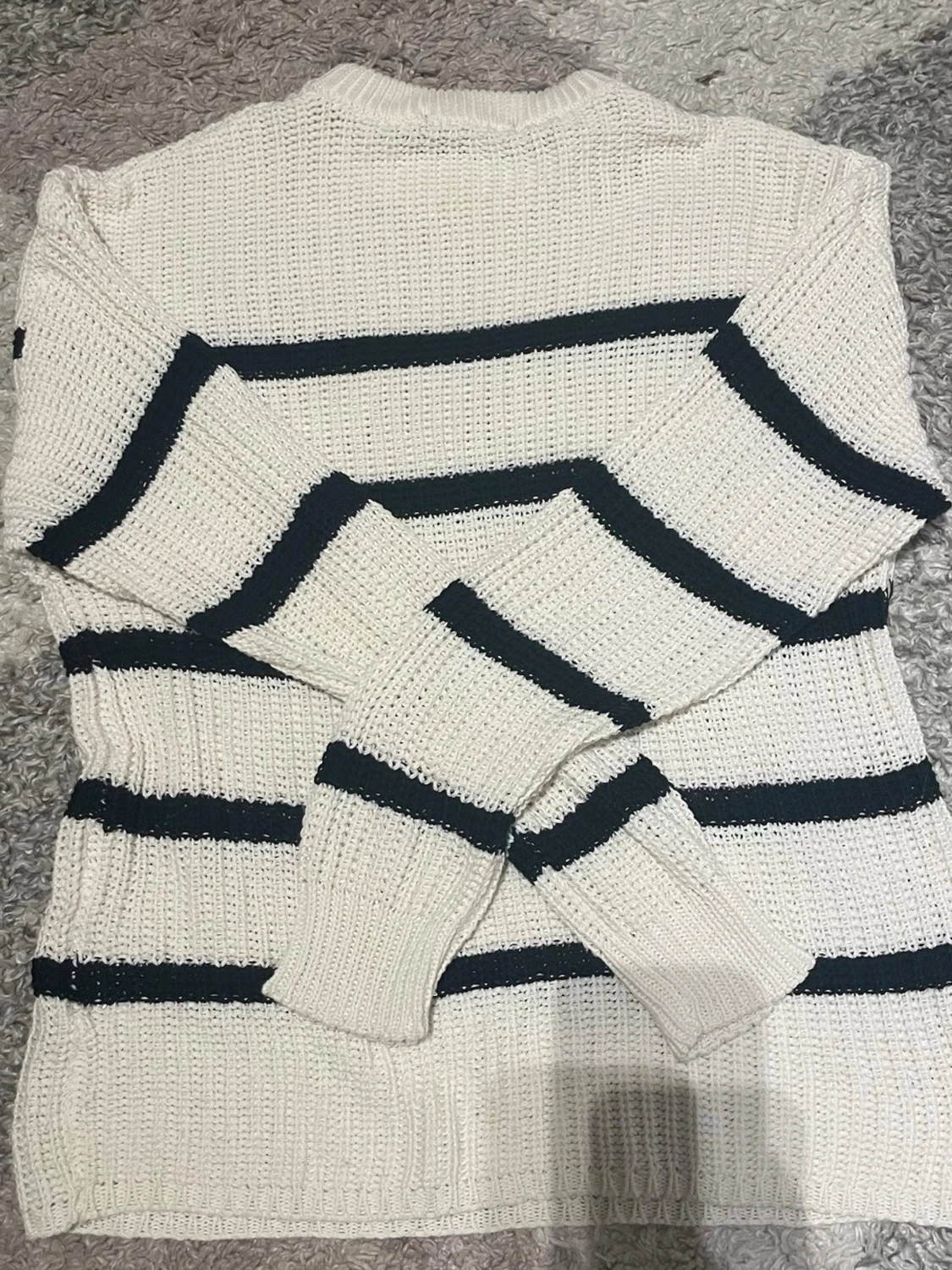 Vit och svart randig stickad tröja 157 - 1