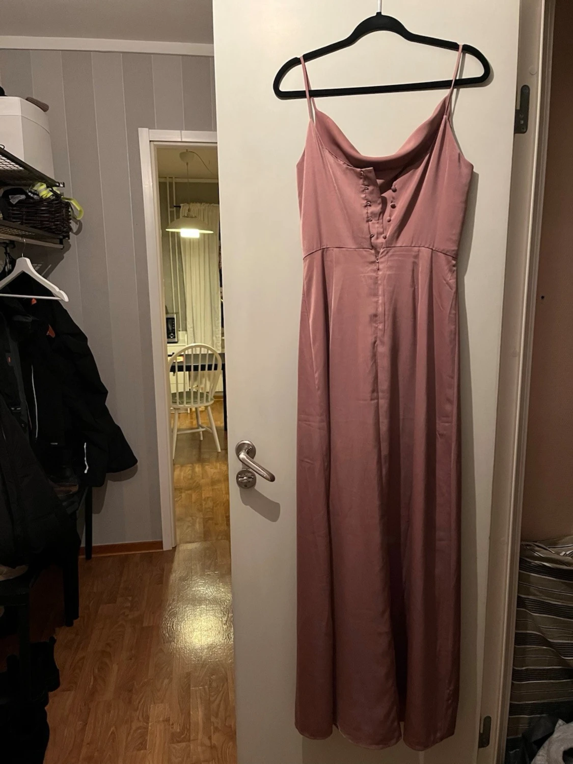 Rosa långklänning från Bubbleroom - 2