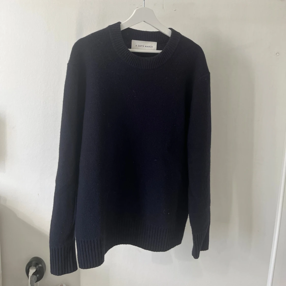stickad tröja från A Day's March