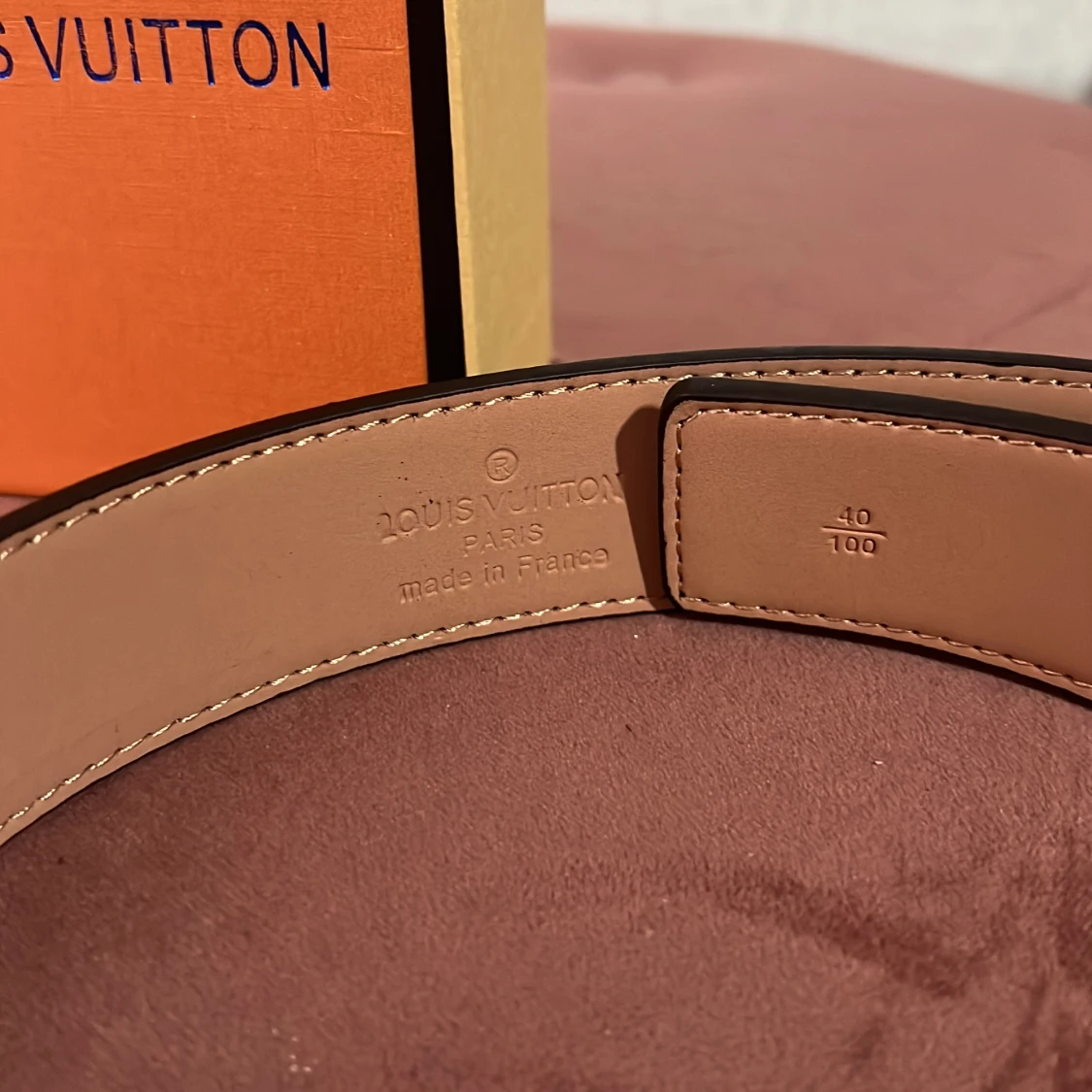 Louis v bälte   - 3