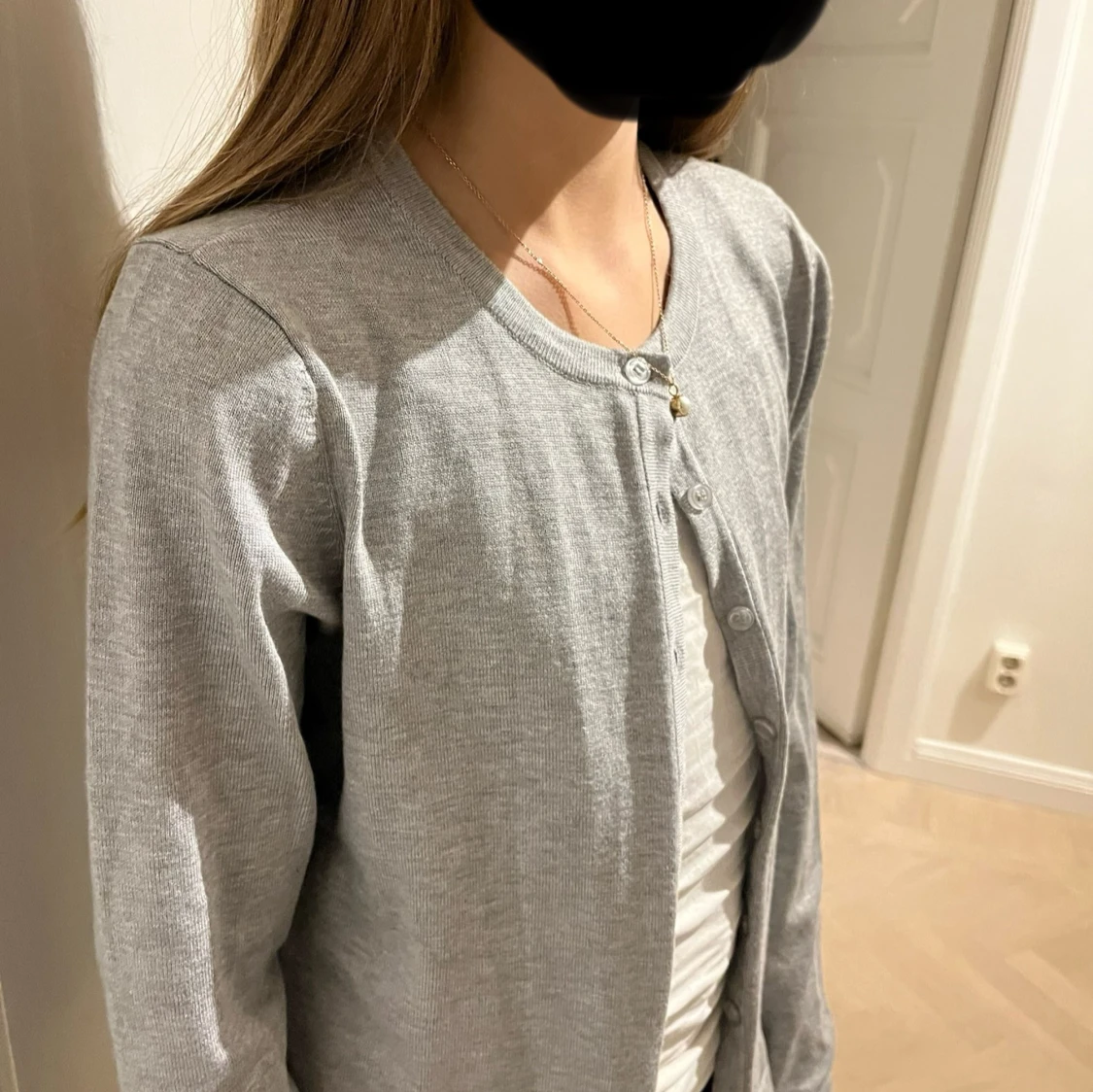 Grå kofta från Saint Tropez, S