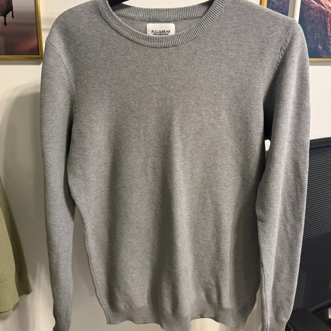 Grå stickad tröja från Pull&Bear
