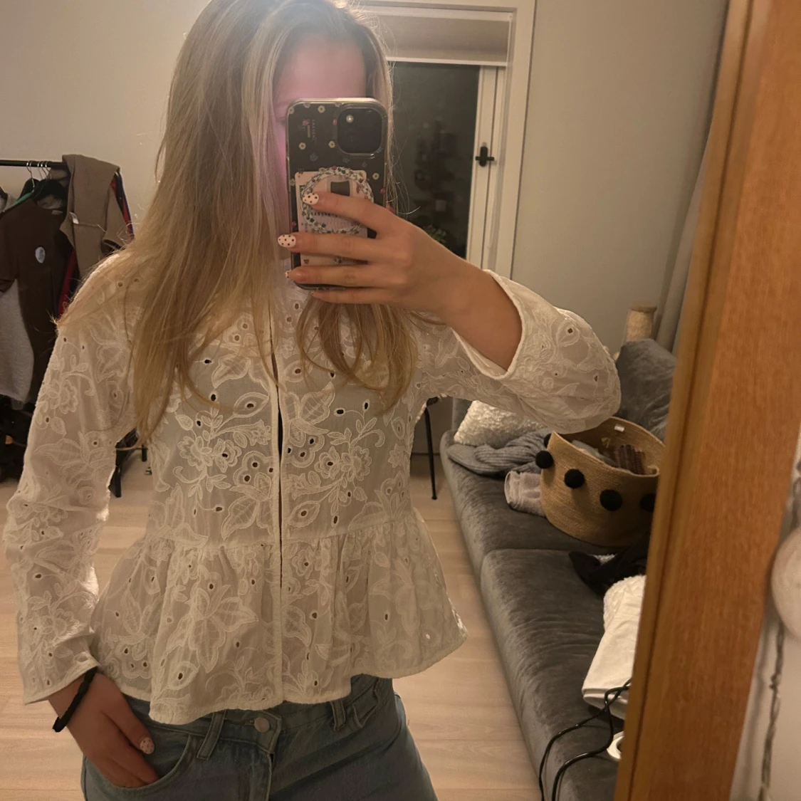 Vit spetsblus från Zara XS