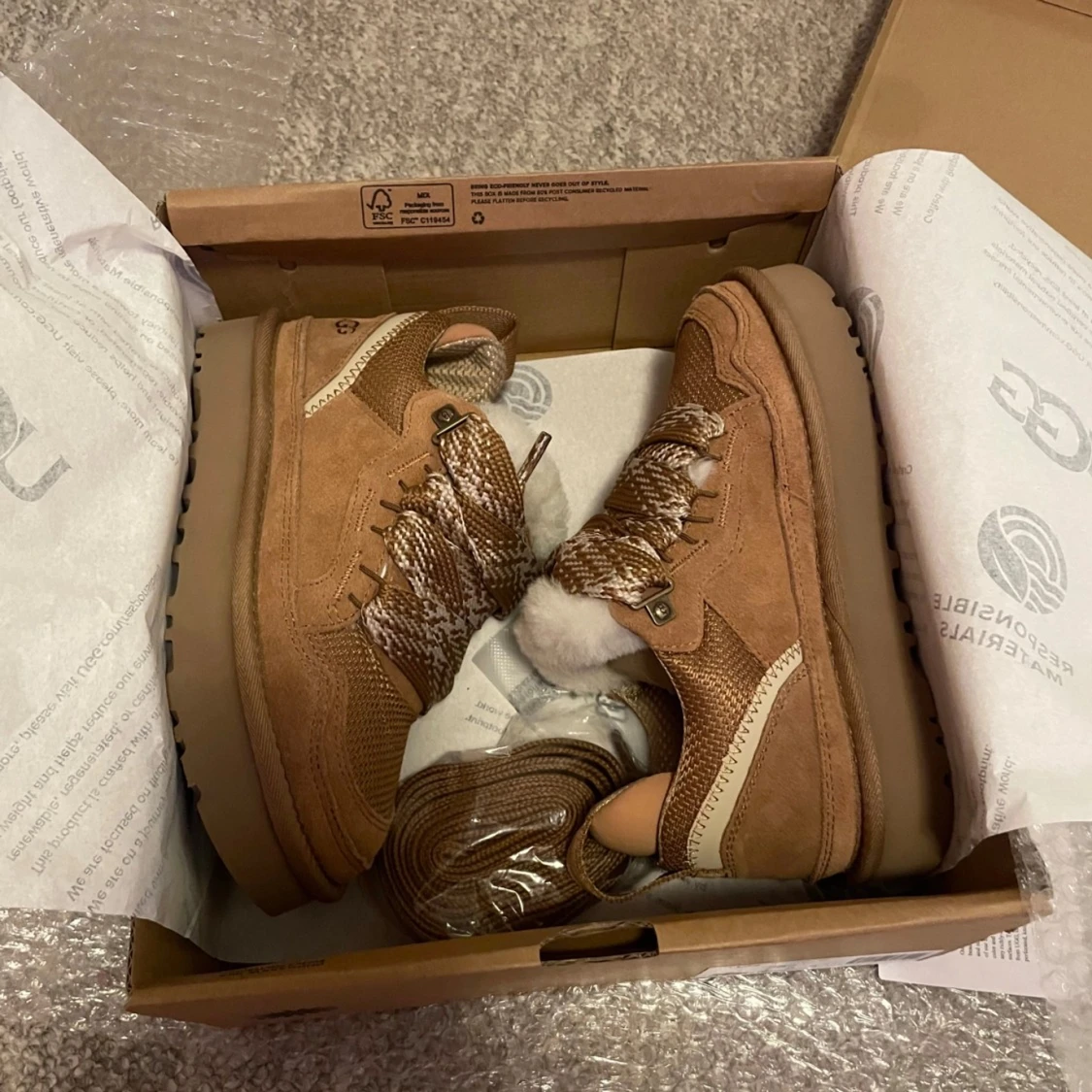 UGG Lowmel Sneaker - 1