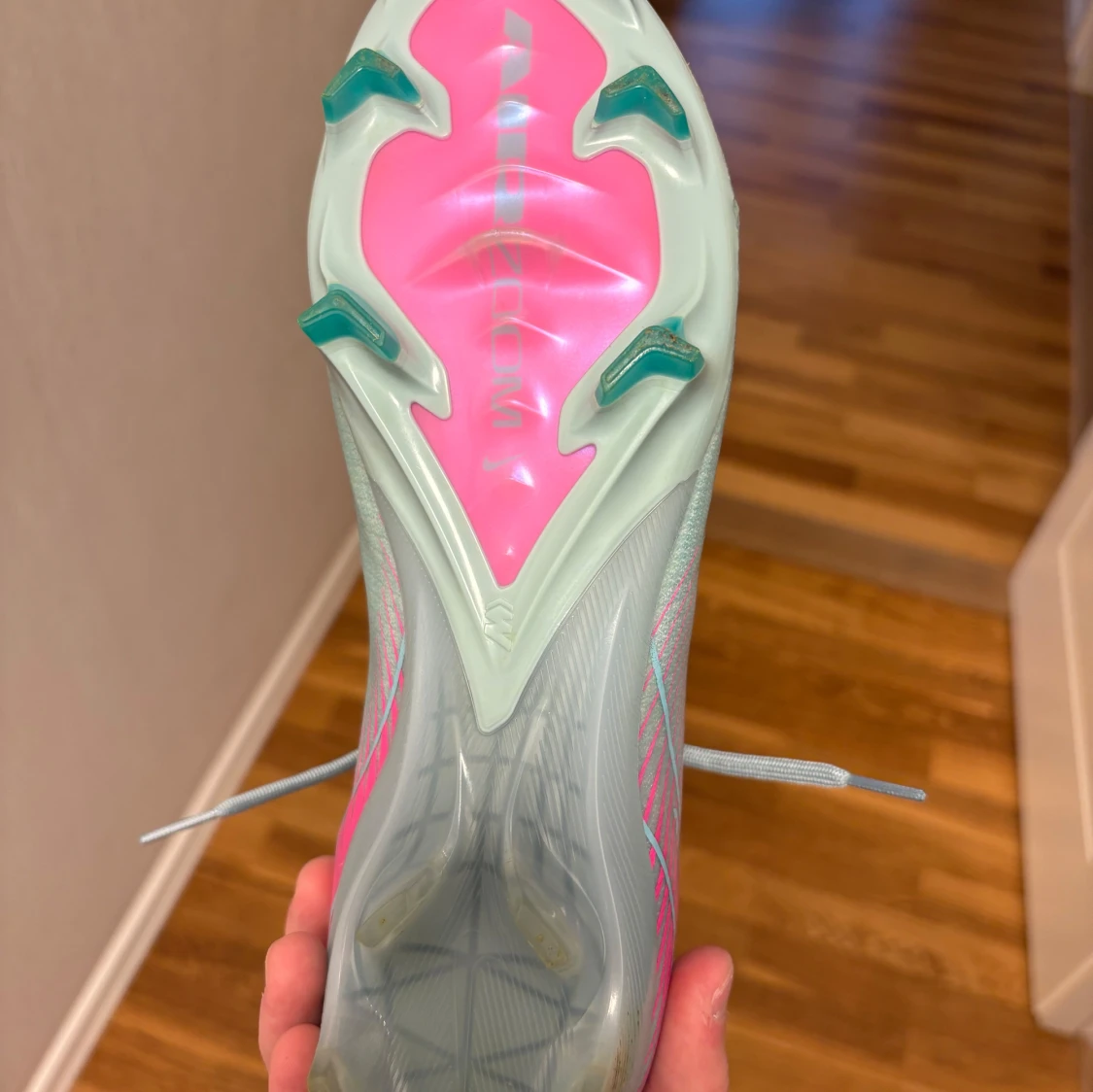 Nike fotbollsskor ljusblå/rosa - 2