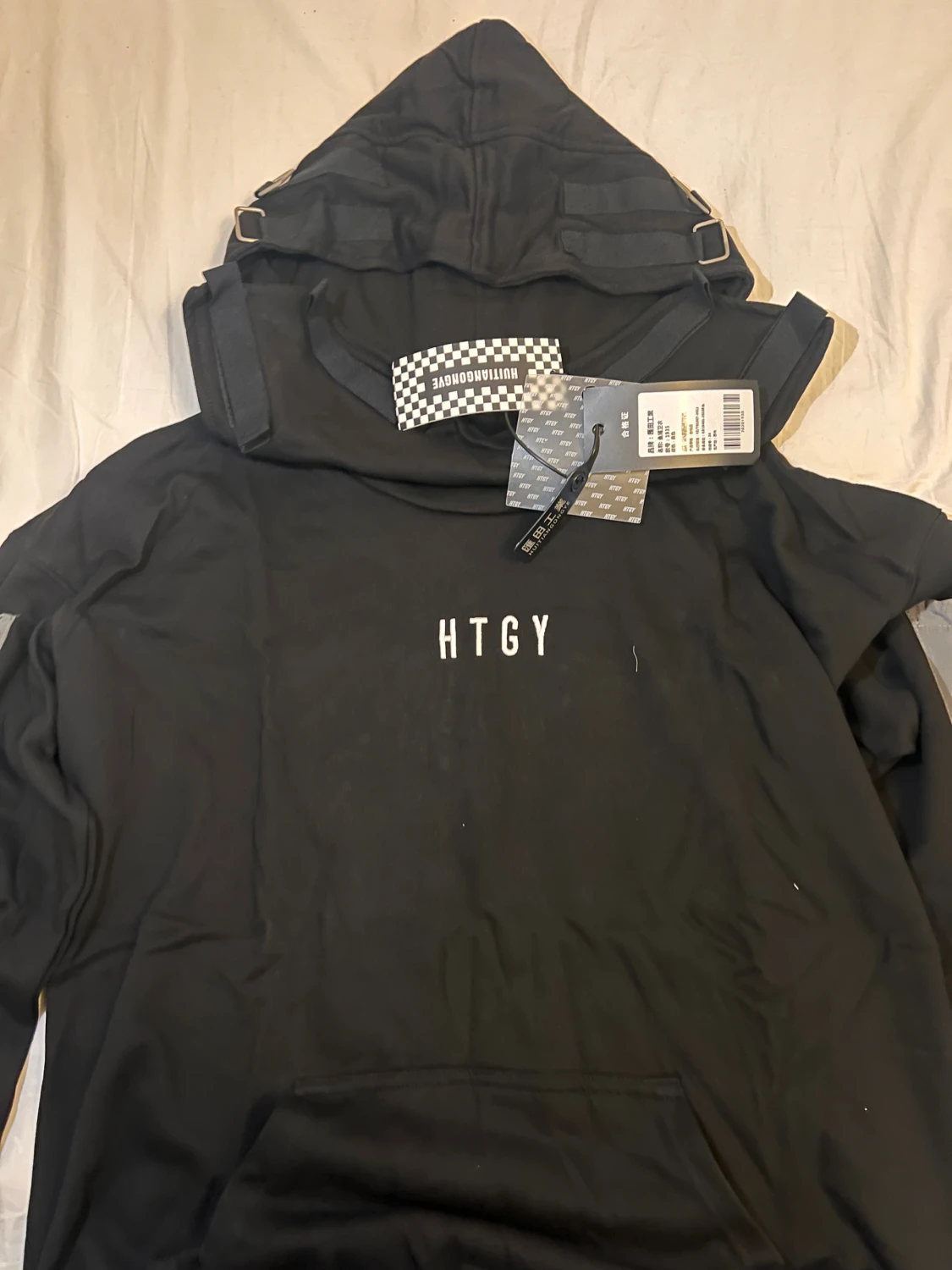 Helt ny svart tröja  - 2