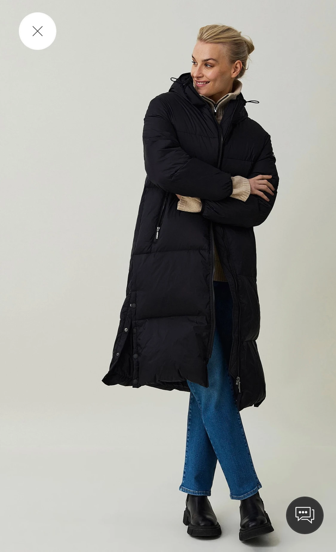 Svart lång pufferjacka med huva - 1