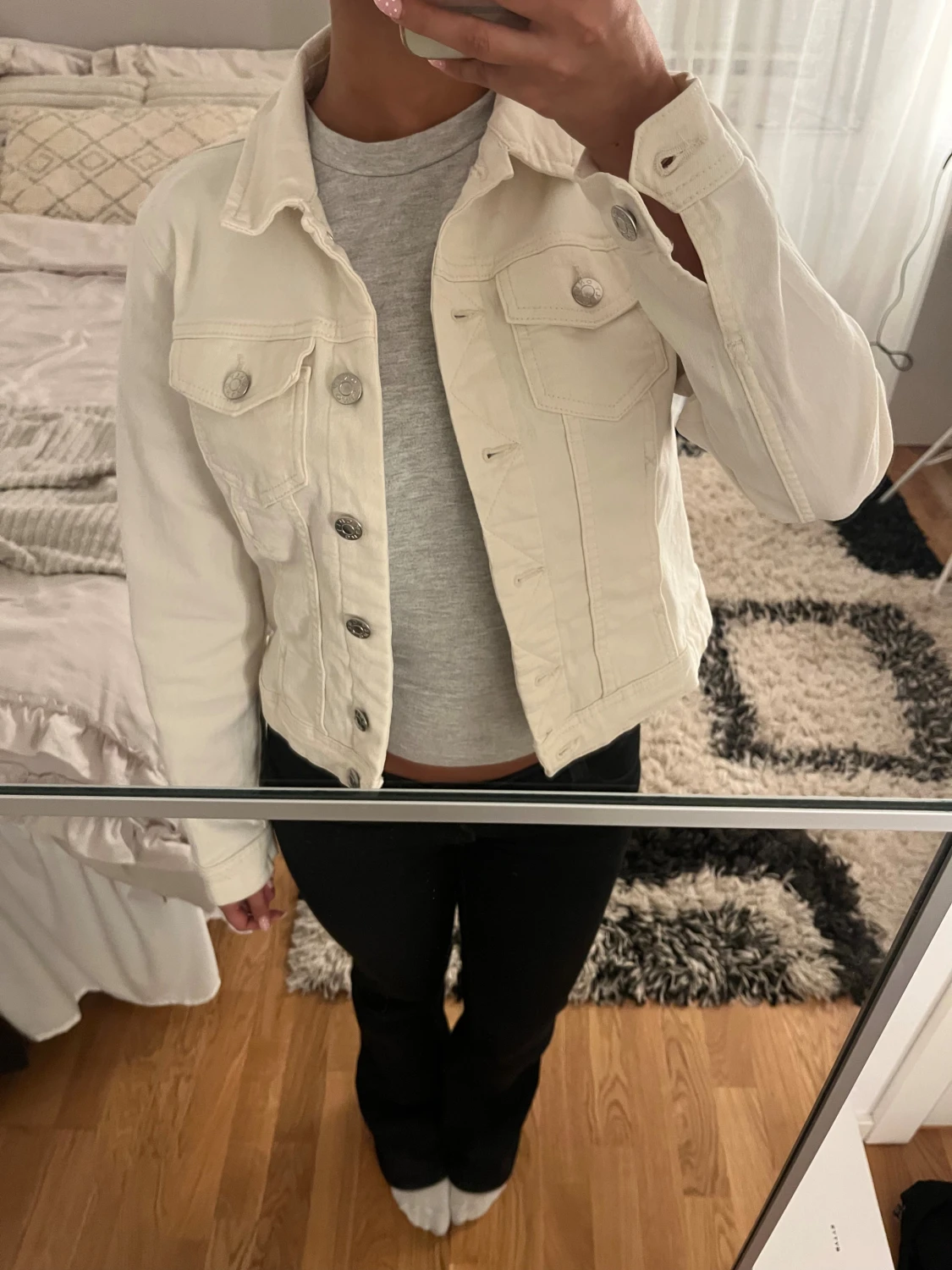 Off-Vit jeansjacka från ONLY - 1