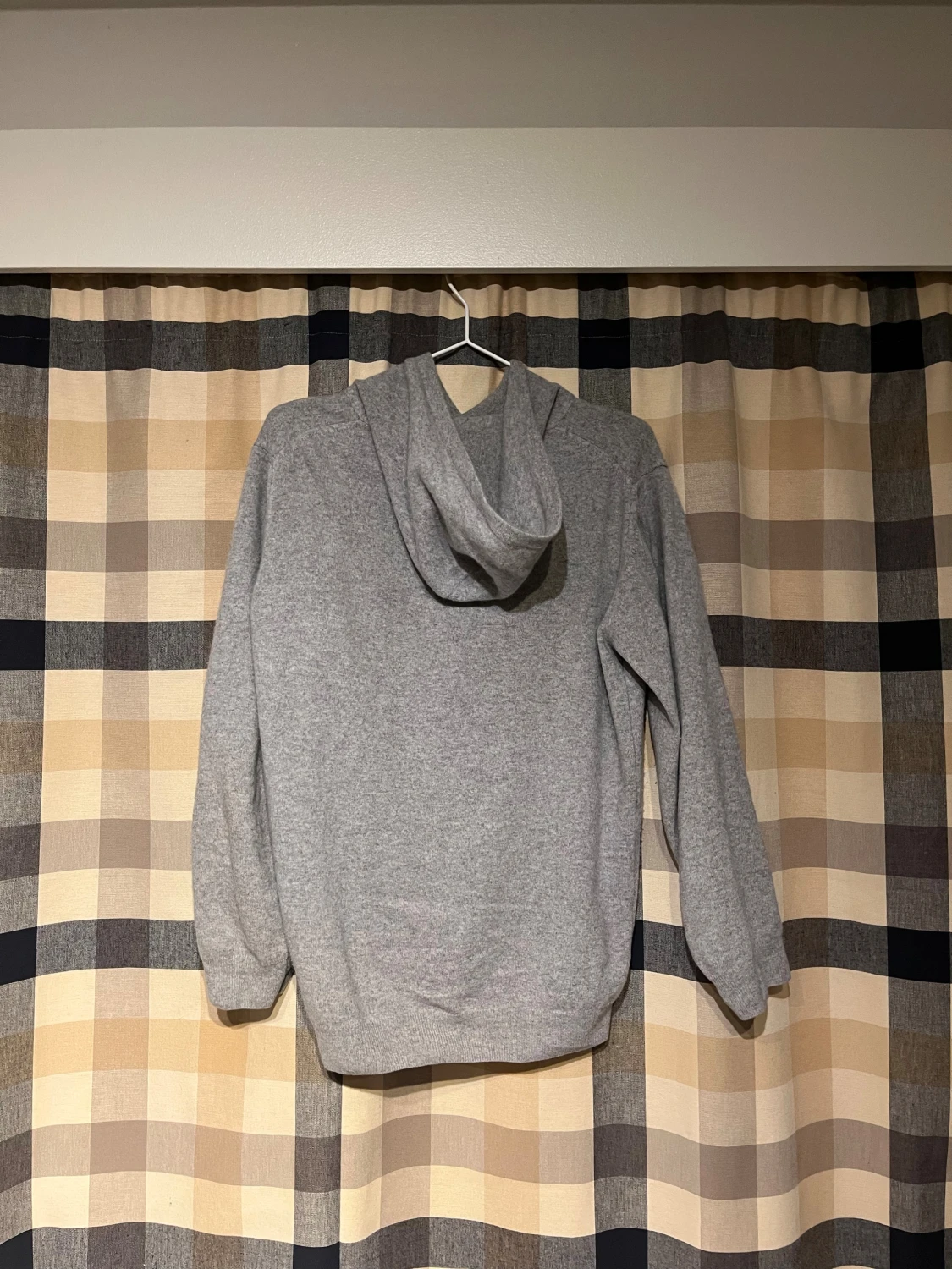 Grå hoodie från Oscar Jacobson - 1