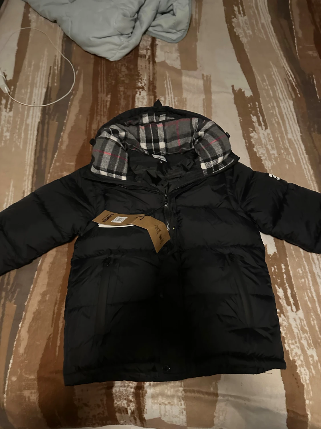 Svart pufferjacka från Burberry M