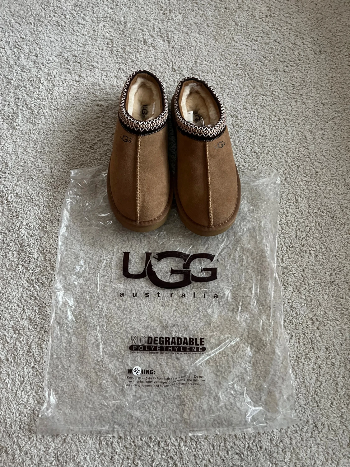 UGG TASMAN  - 4