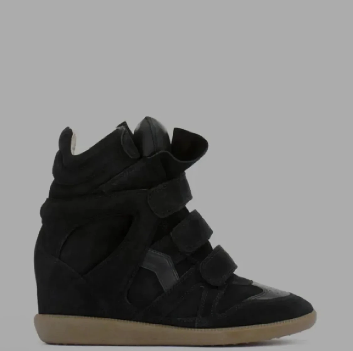 SÖKER ISABEL MARANT SKOR I STORLEK 39