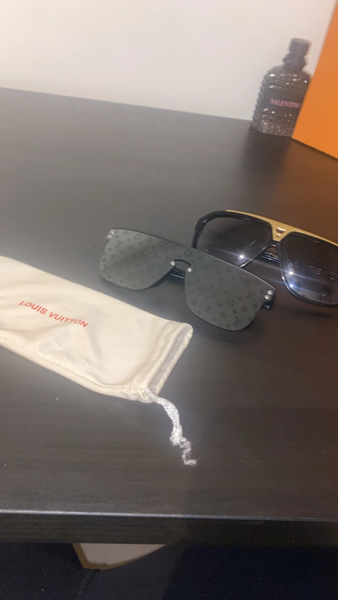 Louis Vuitton dubble solglasögon 