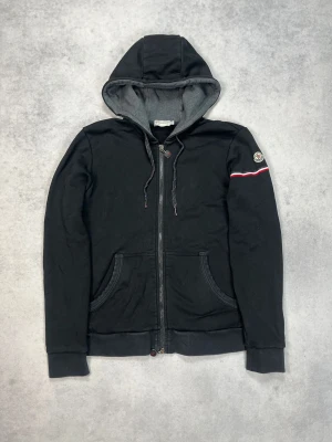 Moncler zip hoddie - – Condition: 9/10  – Retail price: 6000 + SEK  Please note that Moncler runs small, we recommend going up one size from your usual size