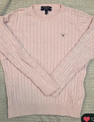 Gant sweater/ gant tröja. - Its warm and comfortable and perfect for the winter keeping you warm