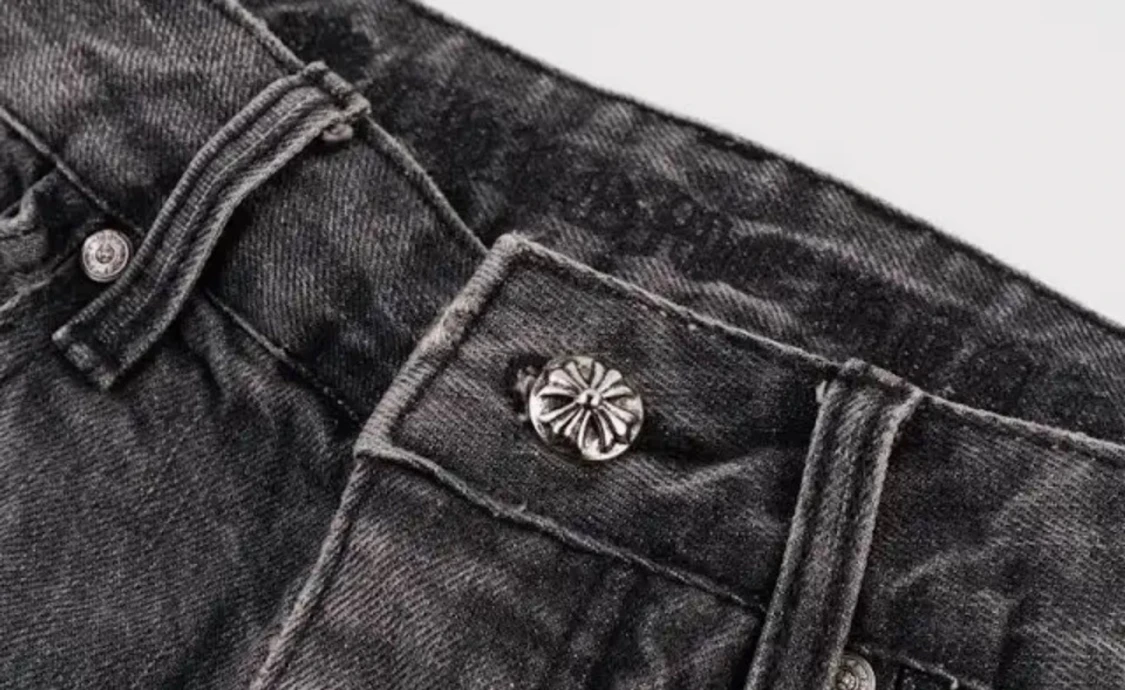 Svarta jeans med korsdetaljer - 1