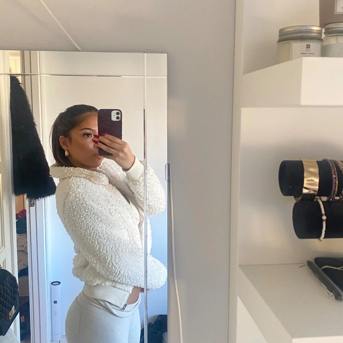 Creme vit fluff tröja