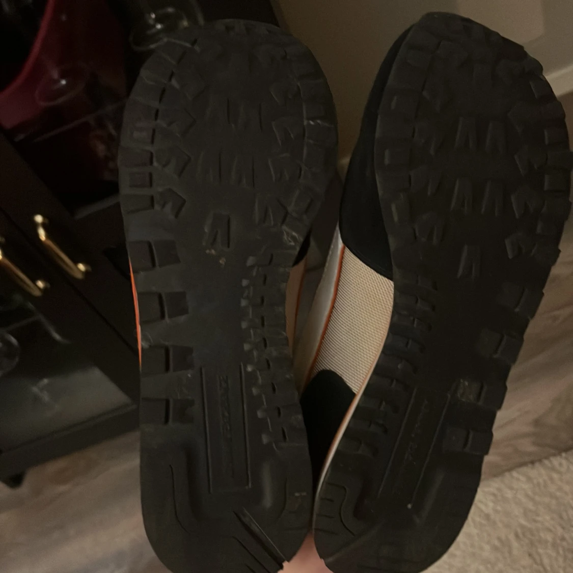 Armani Exchange sneakers svart/vit/orange - 3