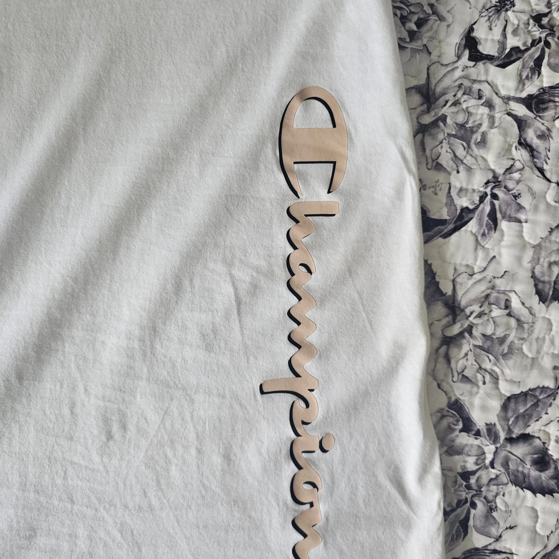 Vit Champion t-shirt med logga - 1