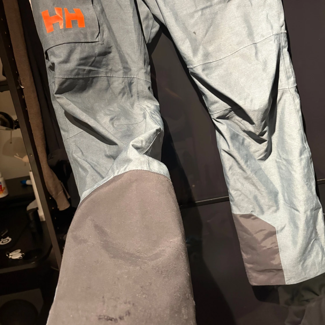 Grå skidbyxor från Helly Hansen - 4