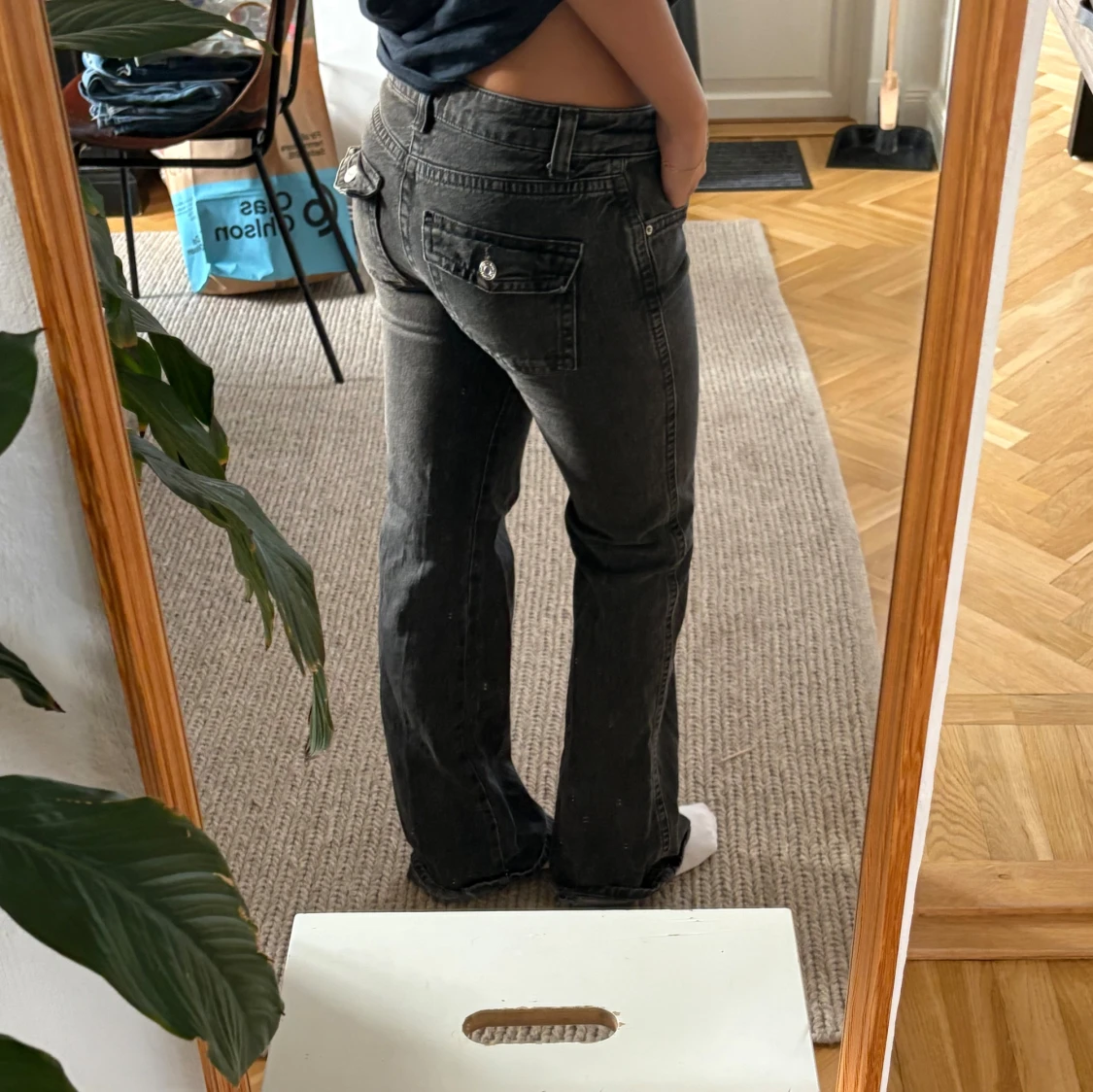Svarta bootcut jeans från Perfect Jeans - 1