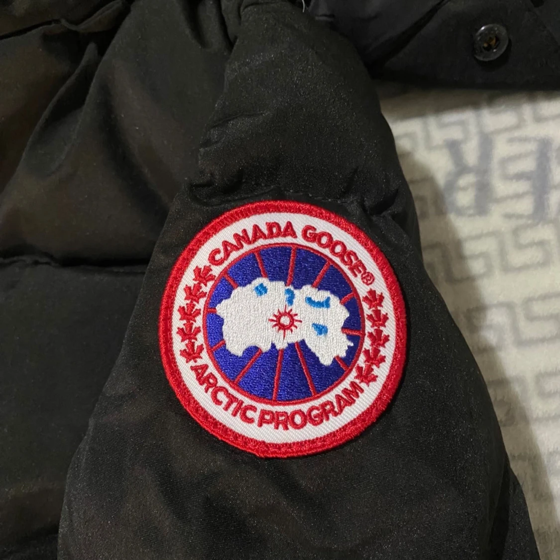 Svart dunjacka Canada Goose med päls - 3