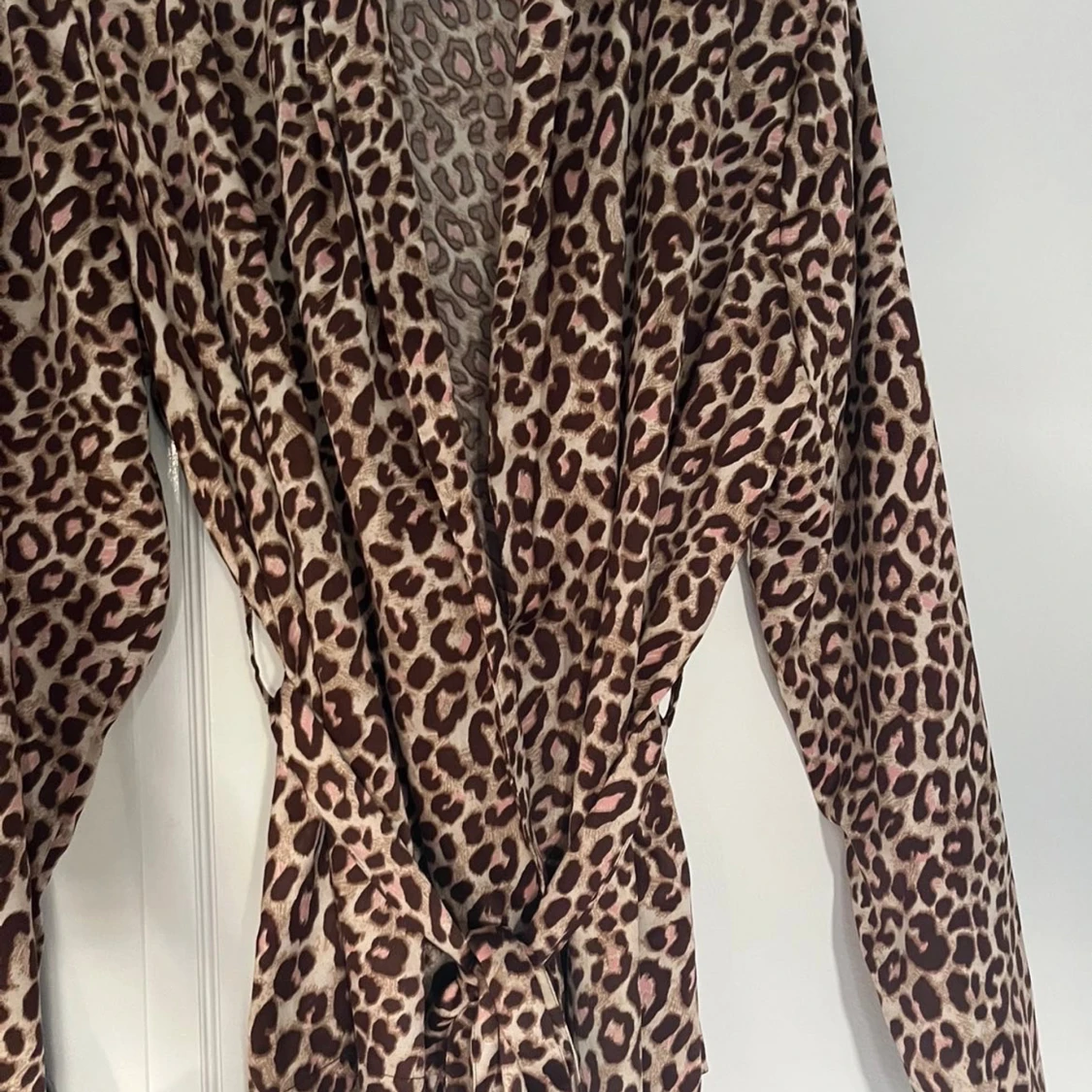 Leopard mönstrad blus 