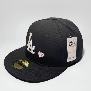 La team Heart black Fitted new Era 7 1/2 59.7 cm  - La team Heart black Fitted new Era 7 1/2 59.7 cm  