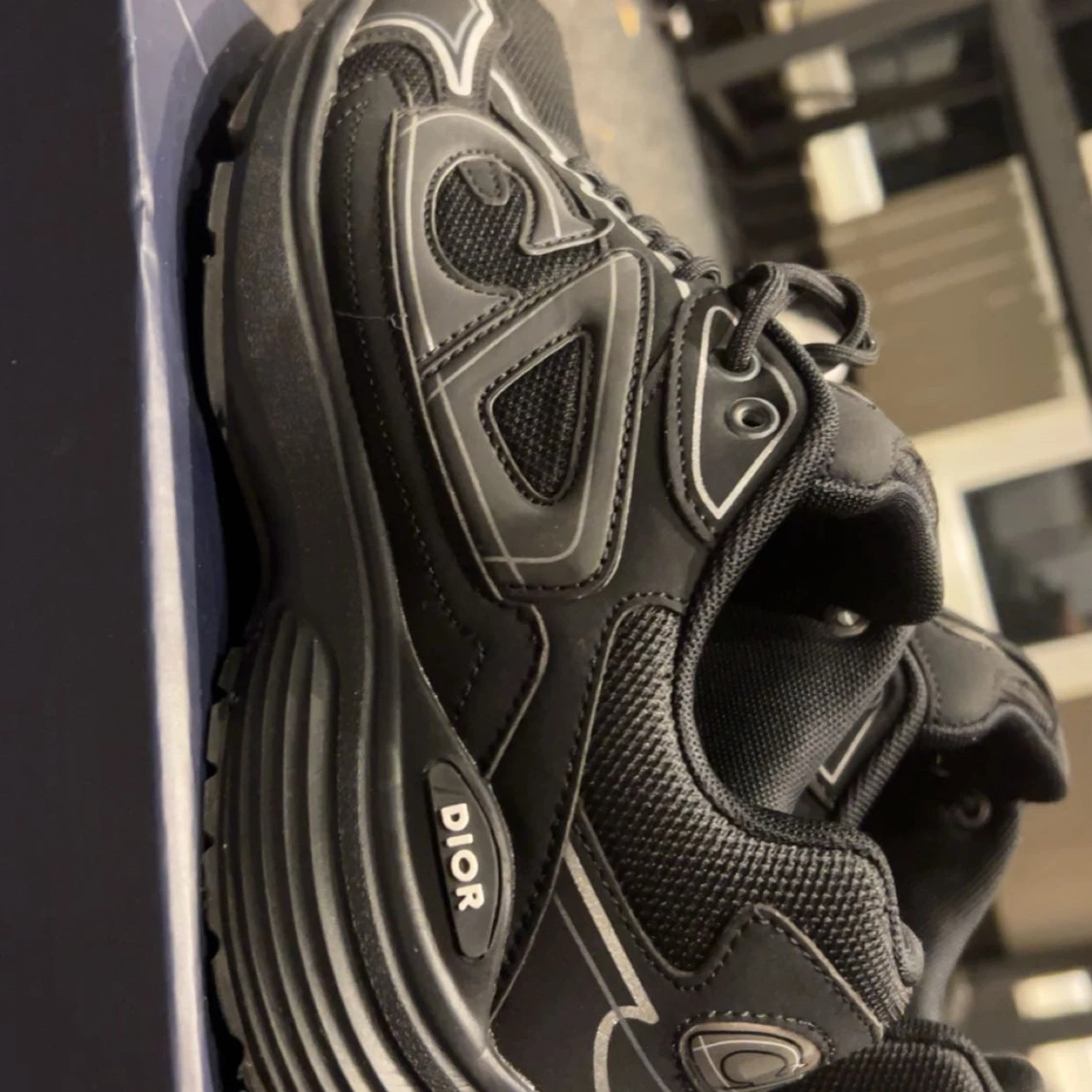 Svarta Di0r B30 skor skit snygga HELT NYA. - 3