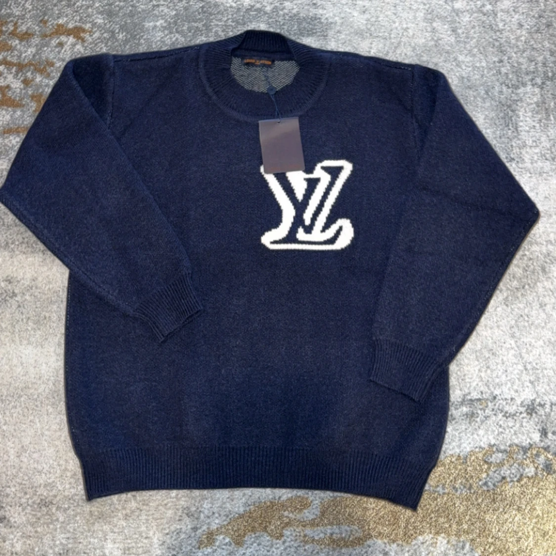 Mörkblå stickad tröja Louis Vuitton