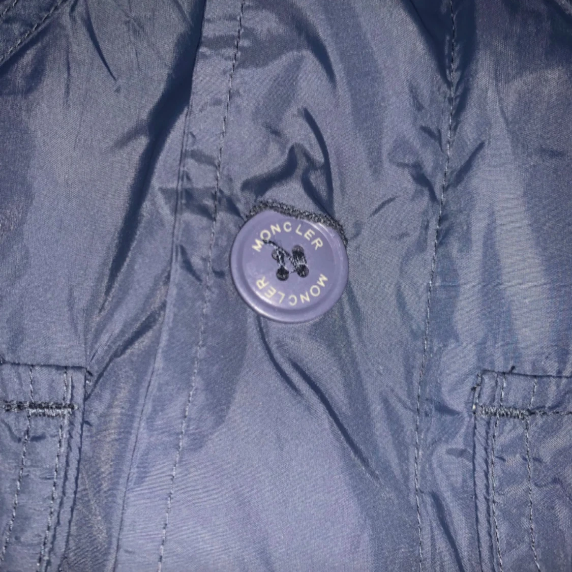 Mörkblå vindjacka från Moncler - 2