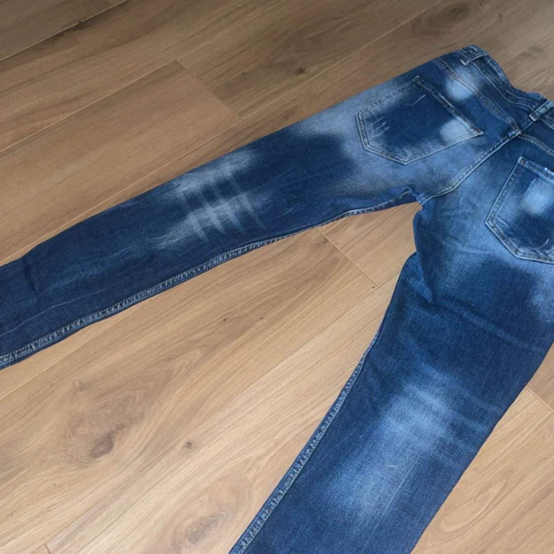 Dsquared2 blå jeans med slitningar - 2