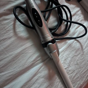 Remington locktång  - Remington Bigshot multistyler med 3 utbytbara stylinghuvuden för lockar, vågor och spiral. Funkar hur bra som helst!