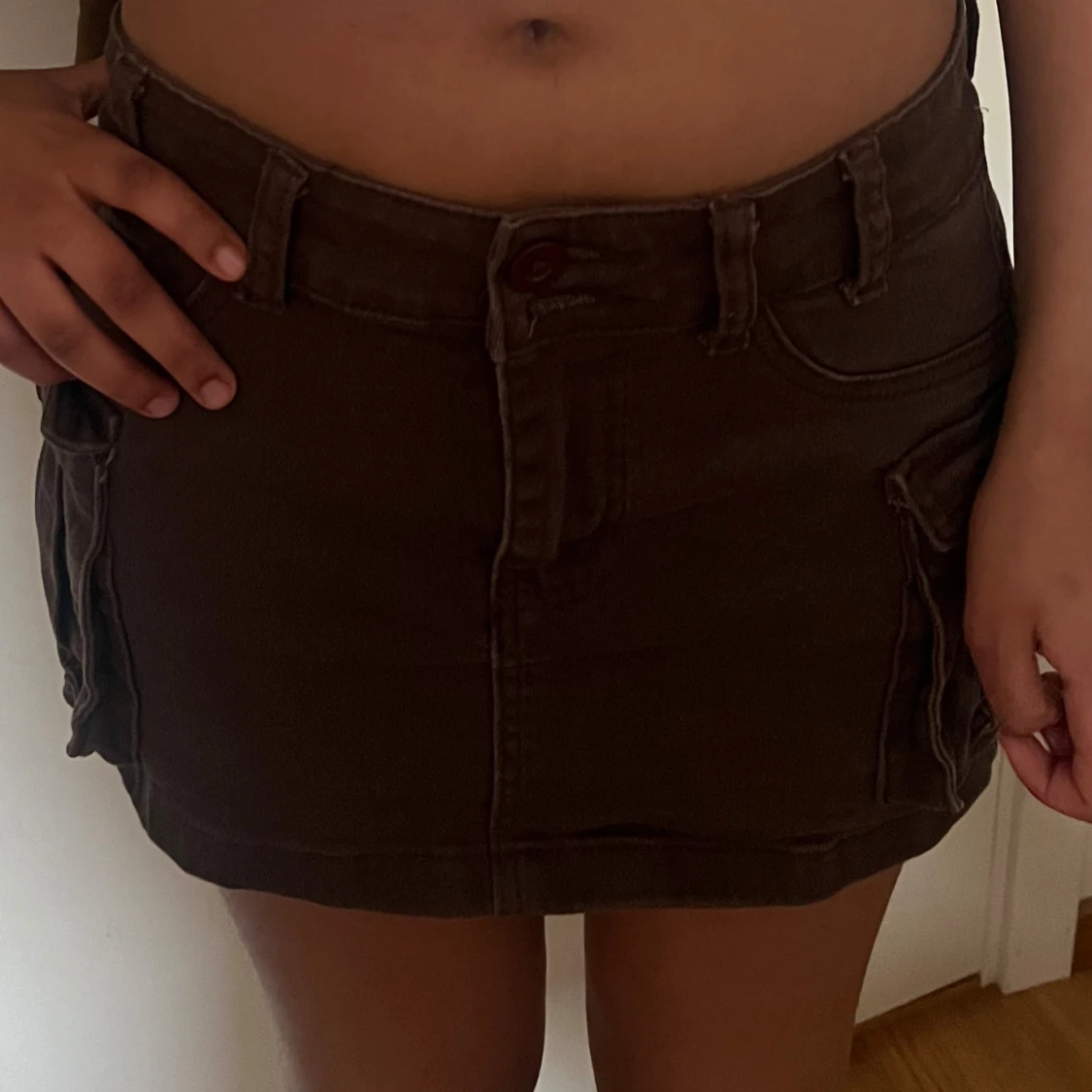 Brun cargo minikjol med fickor - 2