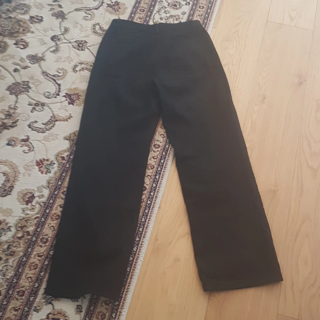 Svarta wide byxor - 1