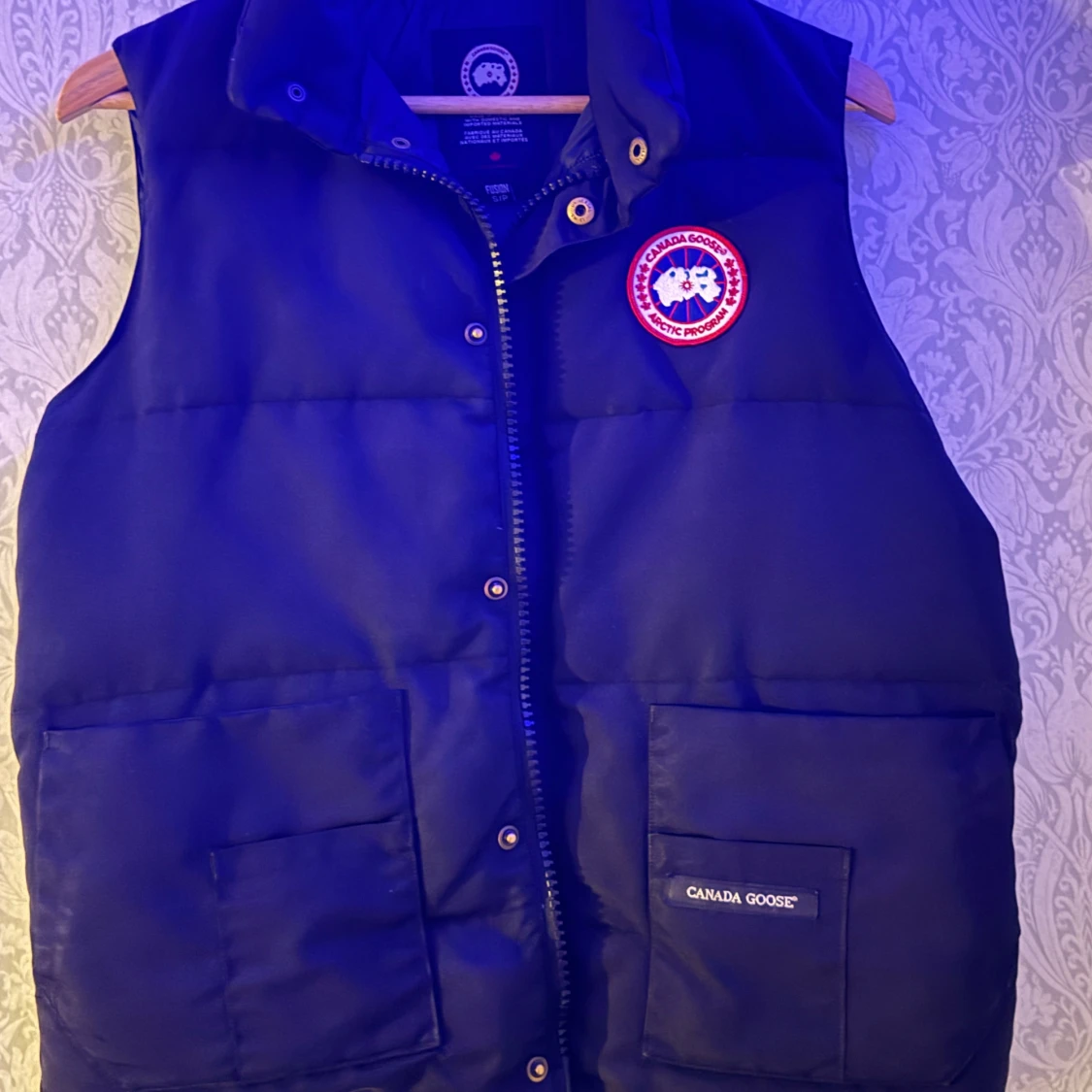 Svart dunväst från Canada Goose