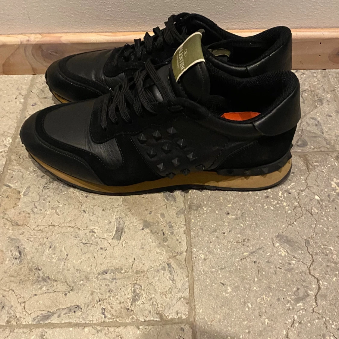 Valentino rockrunners 