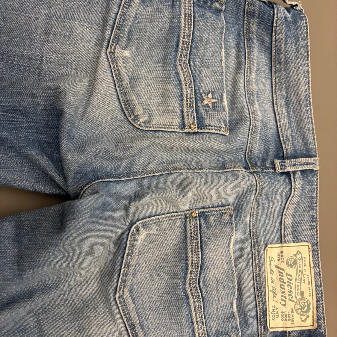 Ljusblå Diesel jeans - 2