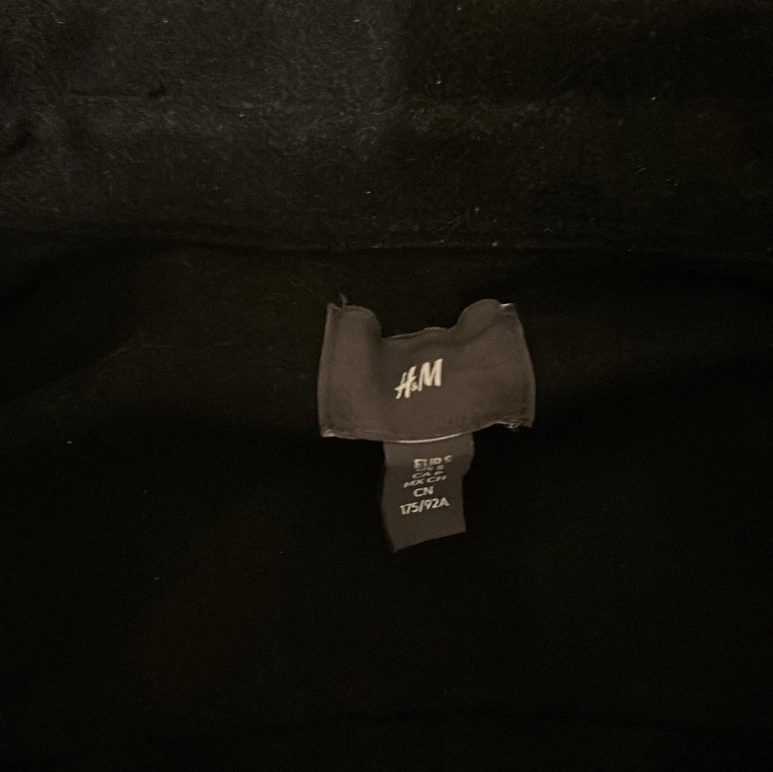 Svart overshirt från H&M i S - 2