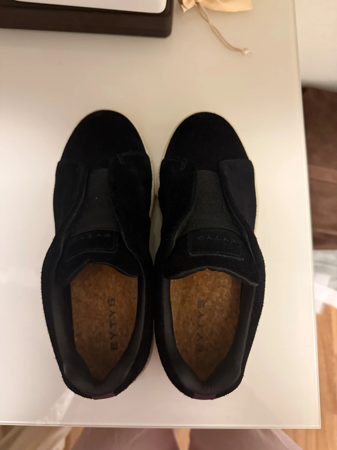 Svarta Eytys doja - 4