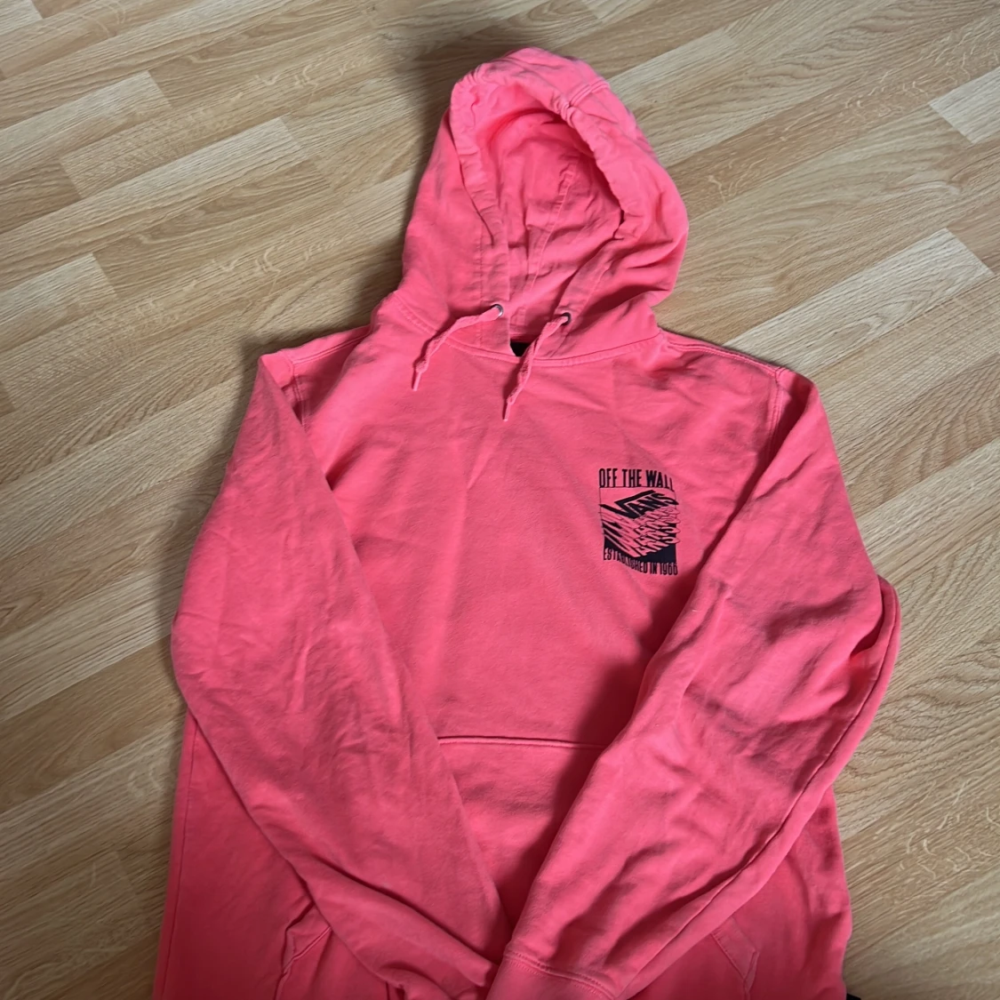Rosa hoodie från Vans med tryck - 1