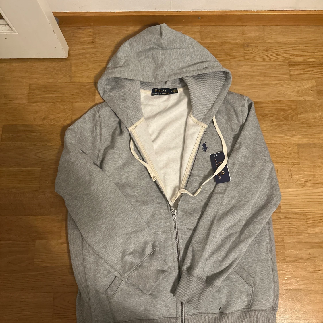 Grå hoodie från Polo Ralph Lauren