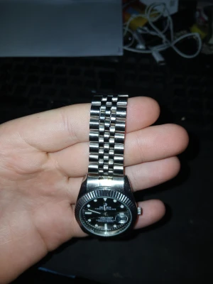 Silver klocka  - En bra och fin silver klocka i M storlek 