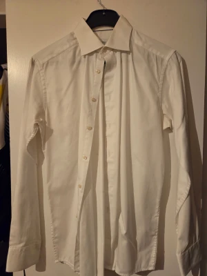 ETON skjorta - ETON skjorta strl 39 Slim.