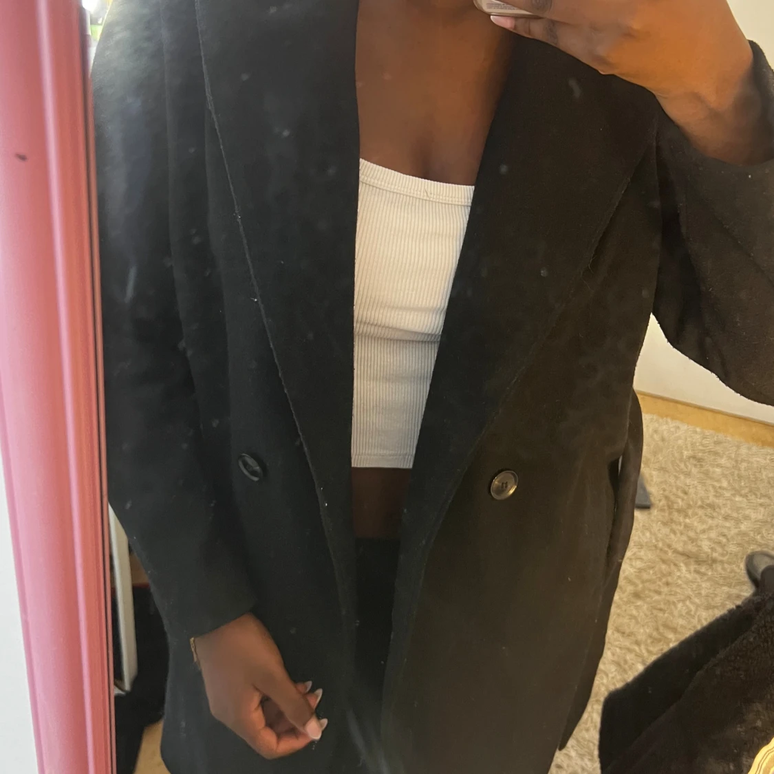 Svart kappa med luva  - 3