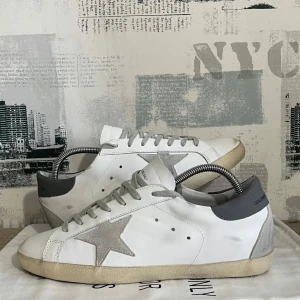 Golden Goose skor  - Skick 10/10.    Allt og medföljer även kvitto.    Skickas samma dag 