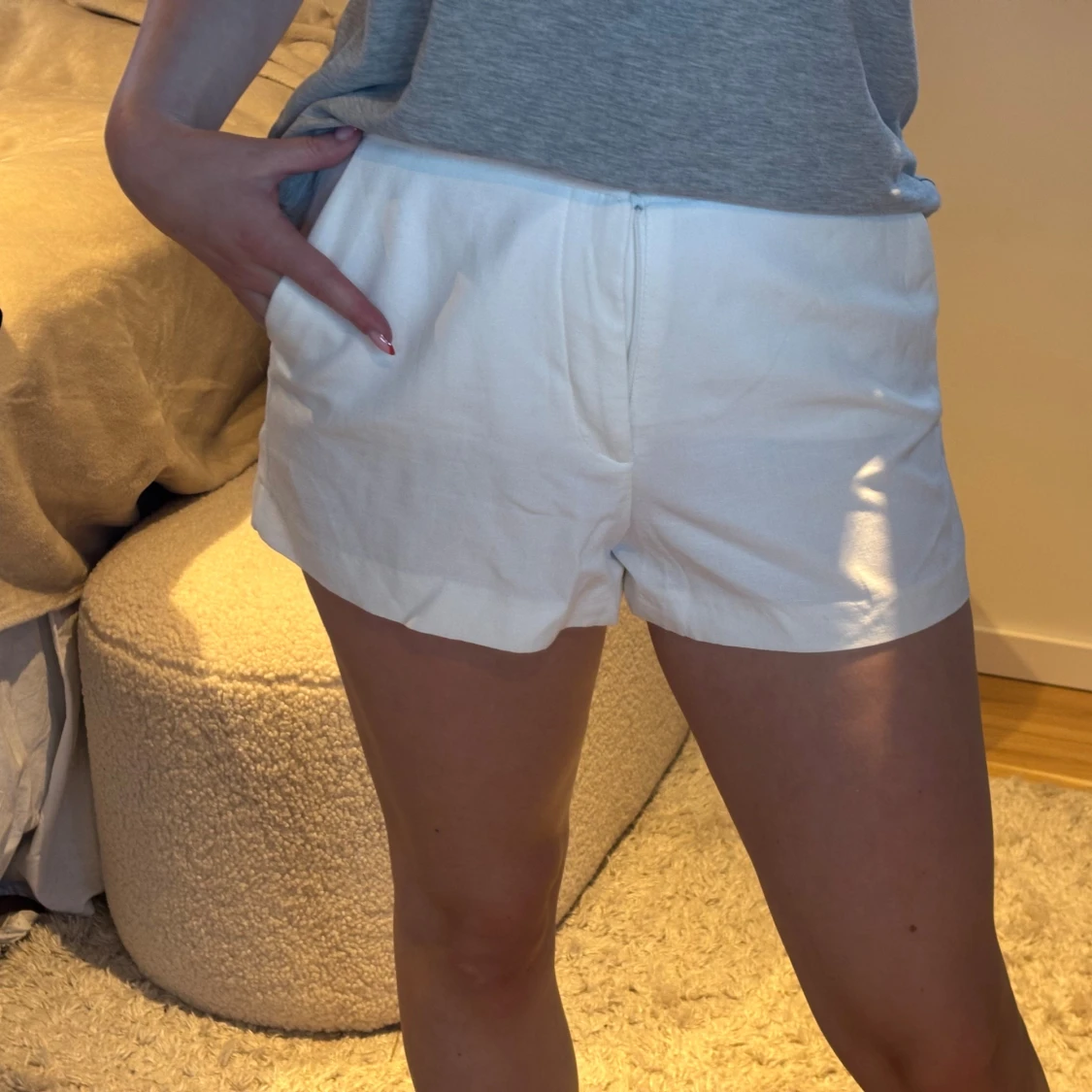 Vita linne-shorts med fickor - 2