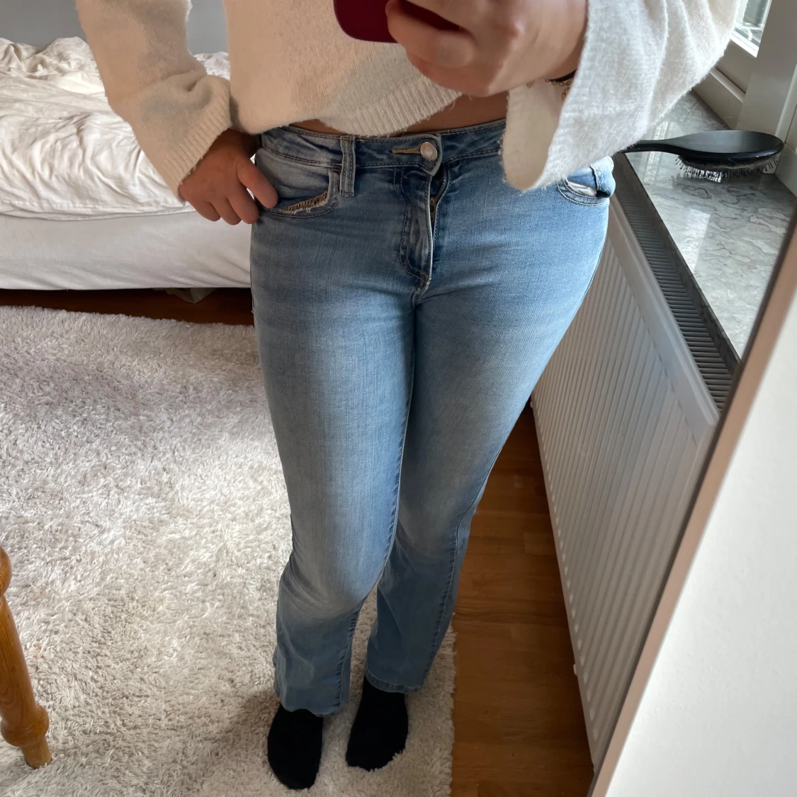 Blå bootcut low waist jeans
