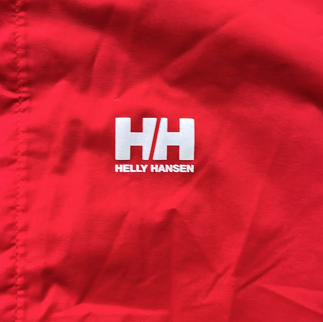 Röd Helly Hansen vindjacka S - 1