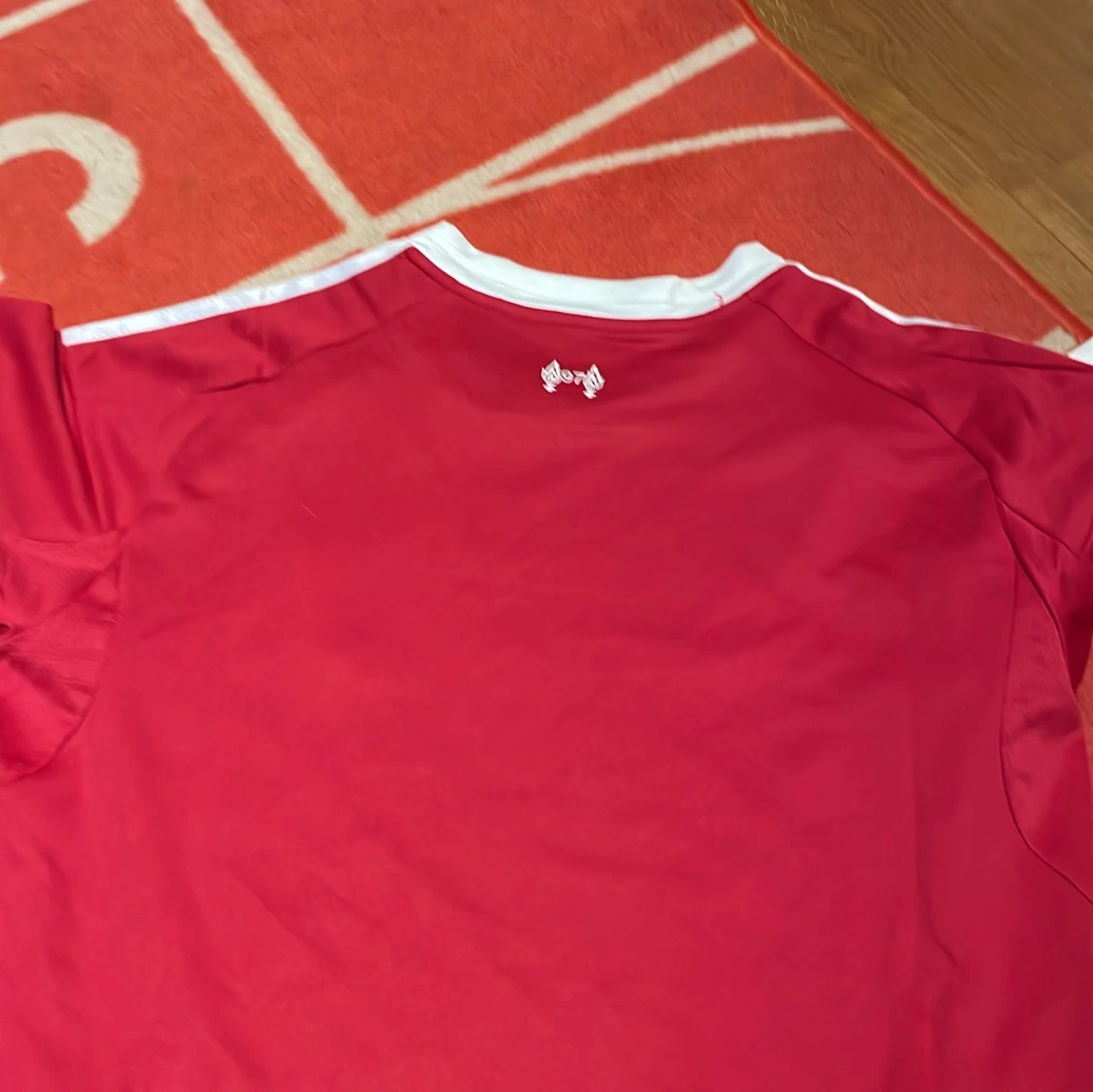 Liverpool FC röd matchtröja Adidas S - 4
